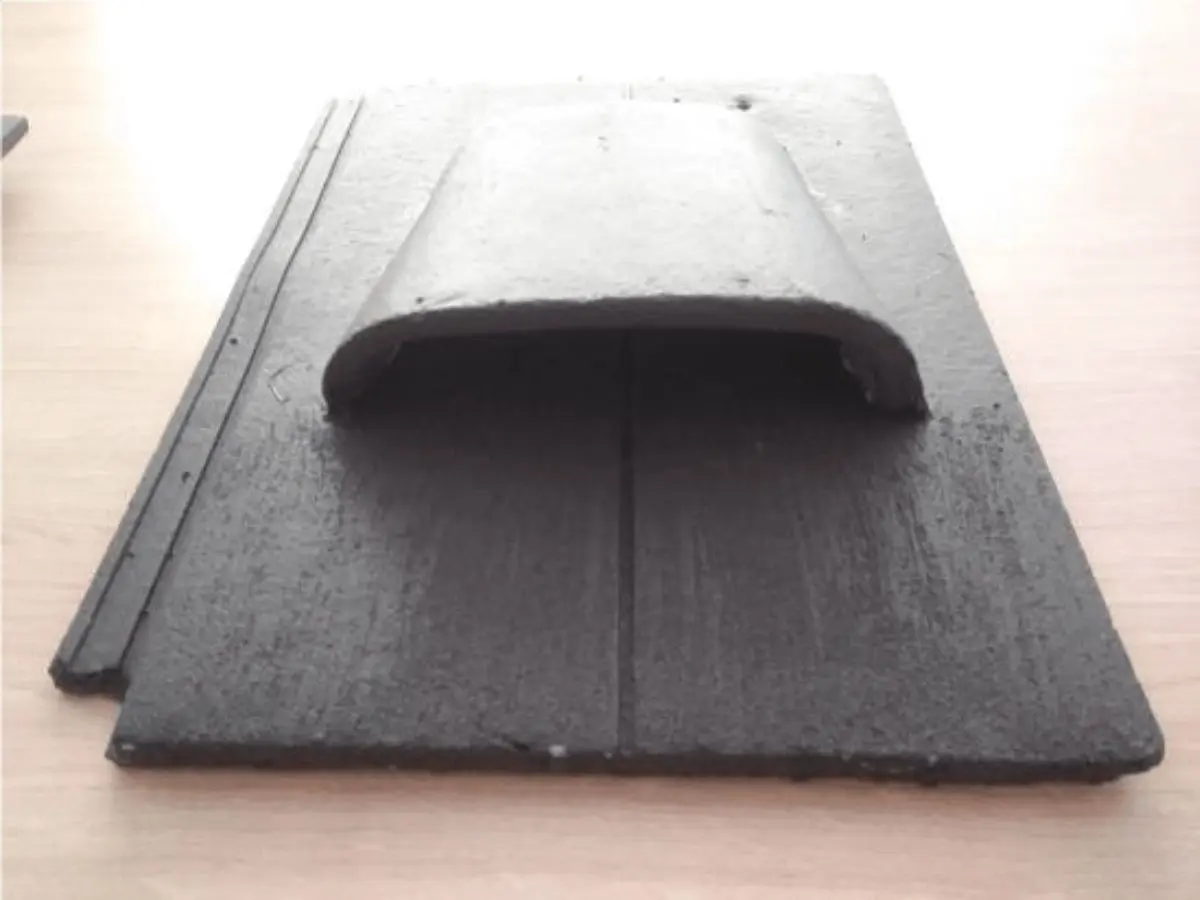 Bat tile